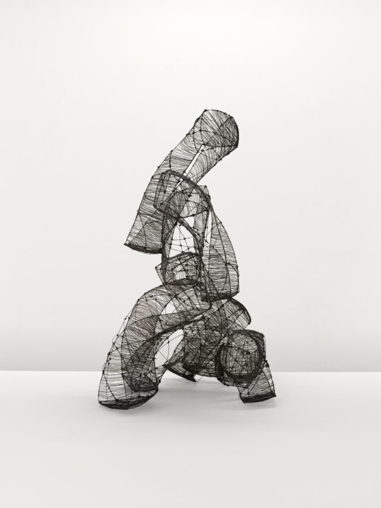 3. Bettina Lüdicke _Babel 1_2021_72 x 55 x 30 cm_ Foto Eric Tschernow